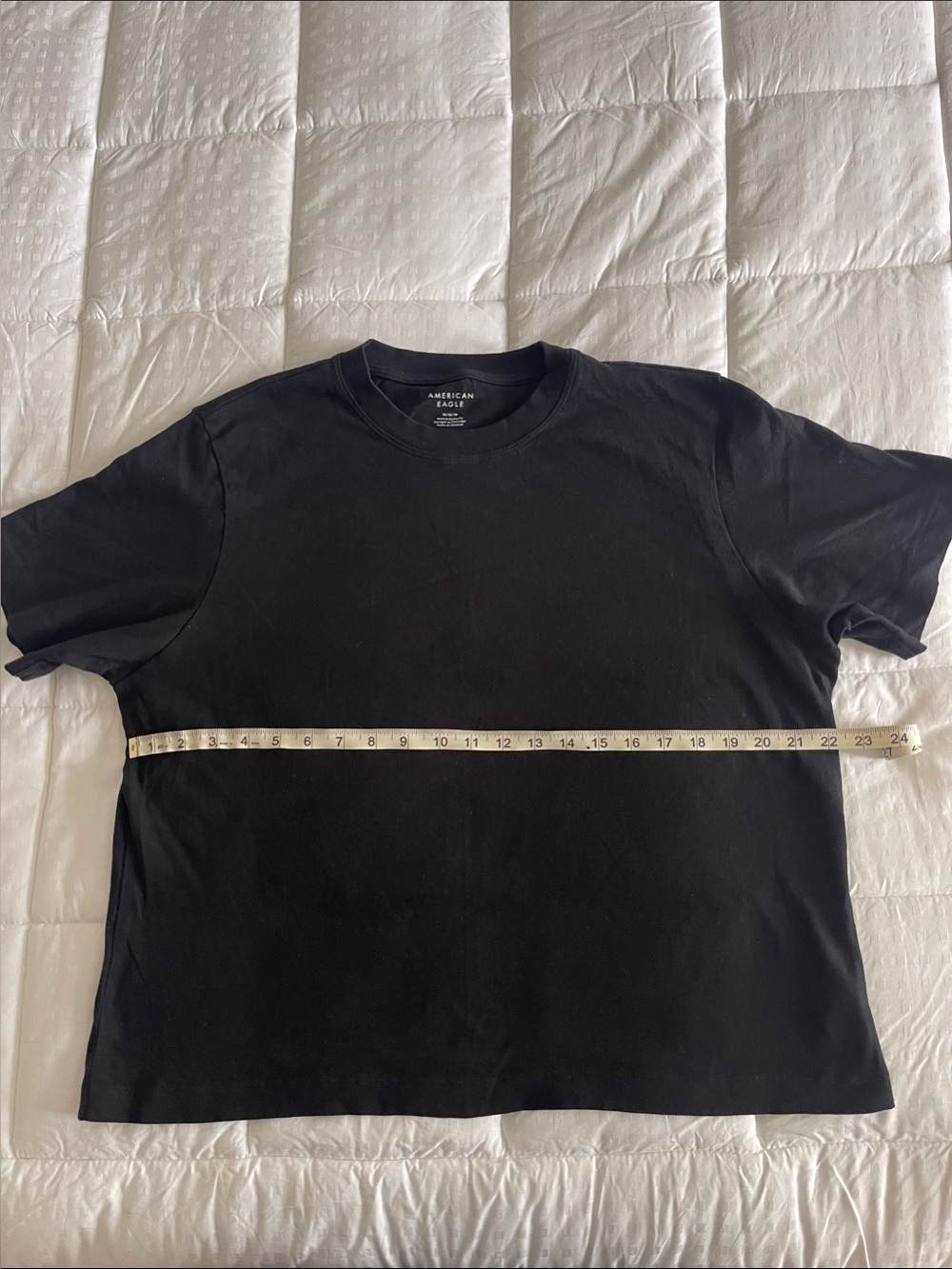 American Eagle Outfitters Black Short-Sleeve Crew Tee